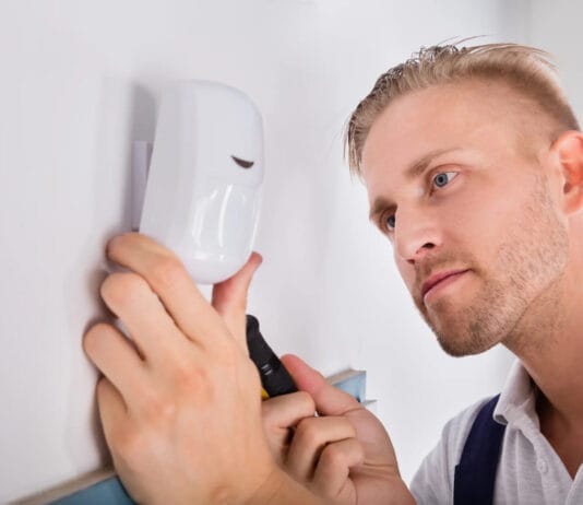 Dom inteligentny – wygoda i bezpieczeństwo w Twoim domu Dom inteligentny - wygoda i bezpieczeństwo w Twoim domu